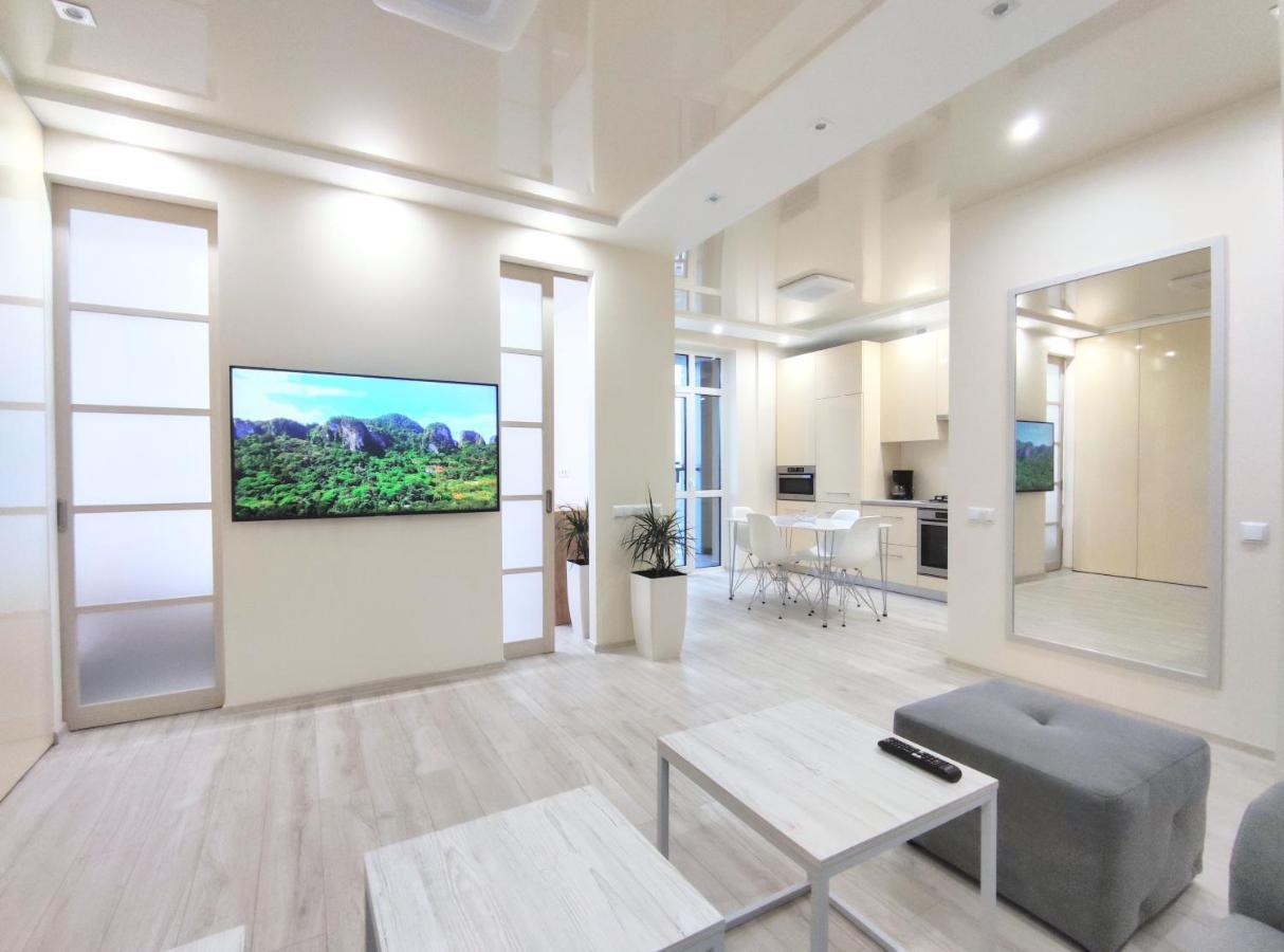 Appartement "Well-Being" Popular Among Business Person à Lviv Extérieur photo
